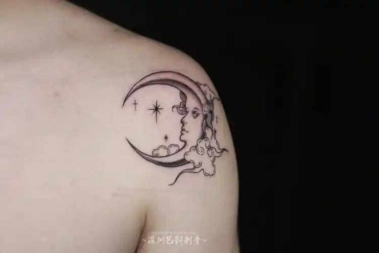 纹身也清新  #深圳艺轩纹身工作室  #太阳纹身  #月亮纹身  #肩膀