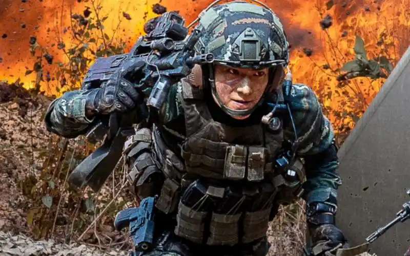 【特战荣耀】猎豹突击队执行任务,第一集就有半集在突突突,这才是我们