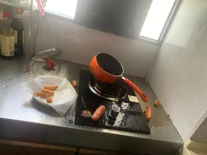 关于我炸年糕却把厨房炸了