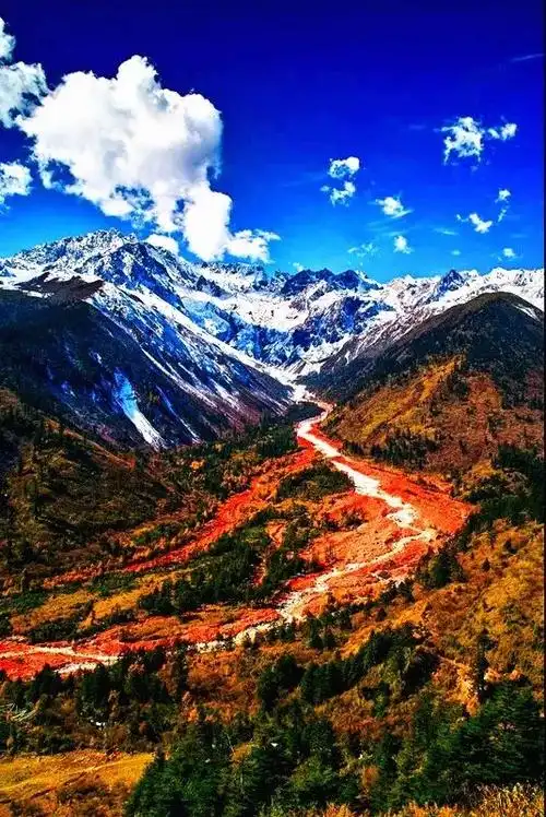 惊艳表态航拍中国之四川甘孜篇