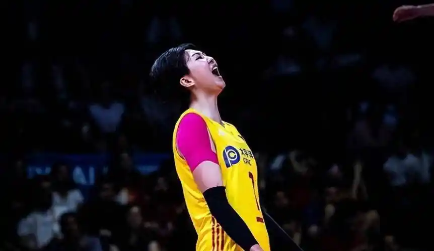 原创袁心玥将留洋土媒曝其加盟瓦基弗银行球迷更期待全员打包