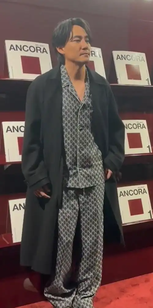 这一夜白鹿造型翻车张震穿睡衣像遛弯大叔倪妮全靠脸撑着