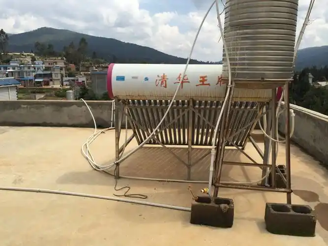 农村自建楼自来水水压不够,想在楼顶装个水塔,三楼顶一般能承受几吨