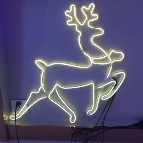厂家柔性灯带装饰灯圣诞奔跑鹿led造型灯工程亮化灯插电款挂树灯
