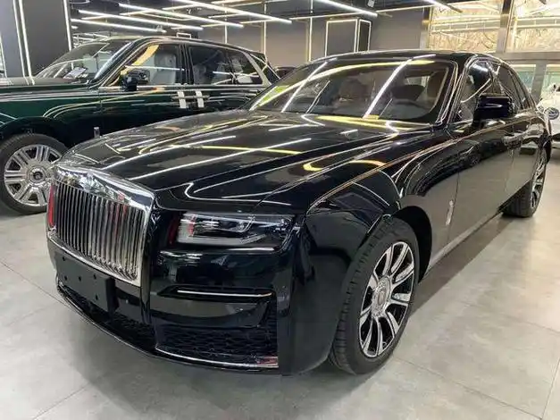 劳斯莱斯古思特黑棕标轴提车一降到底卖全国