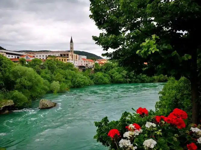 波黑～莫斯塔尔