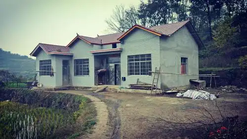 大谷村易地搬迁贫困户房屋照片