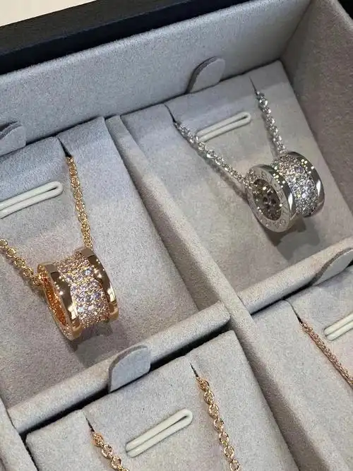 bvlgari宝格丽大小蛮腰满钻