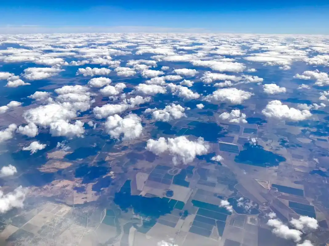 万米高空,鸟瞰澳洲