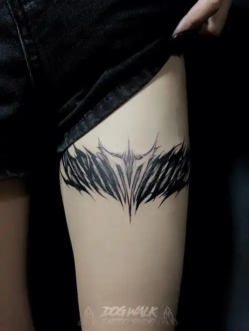 节选自某b姓平台up主 有点艺思哦#英文花体字