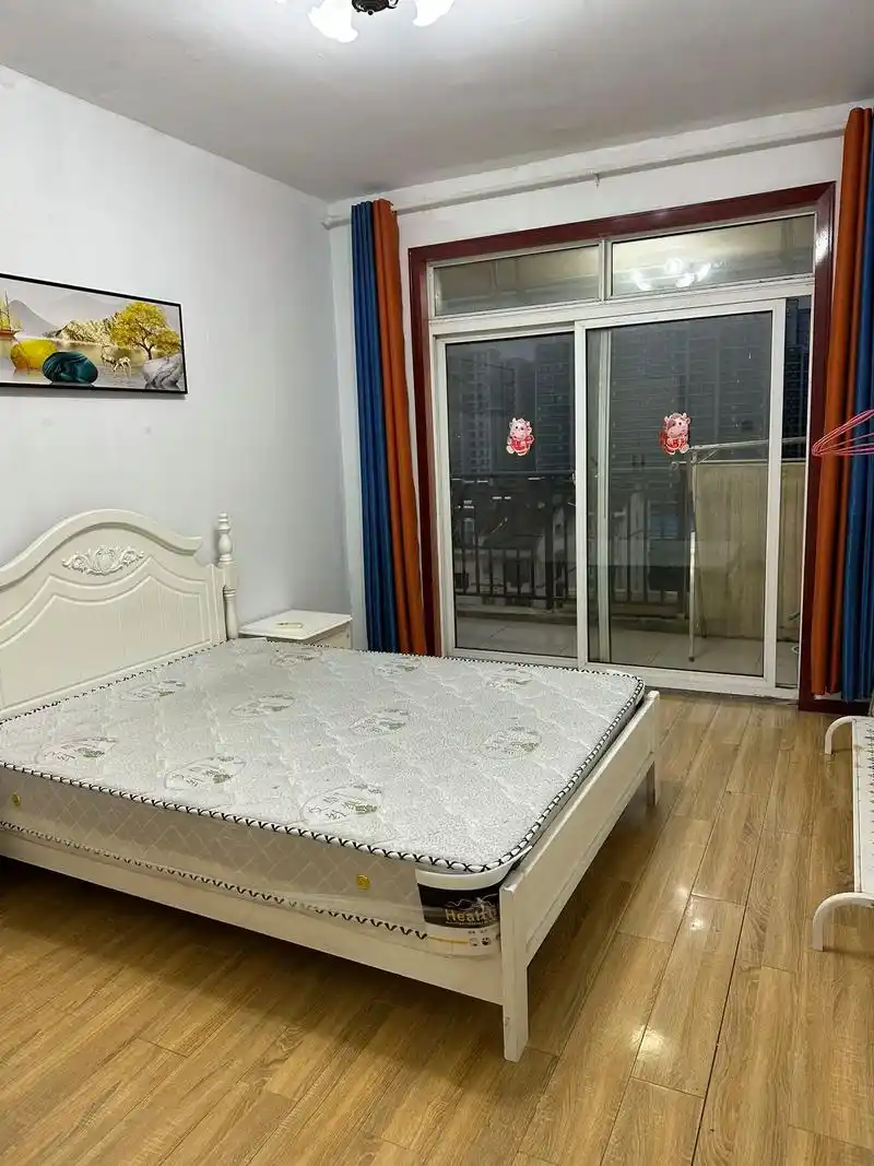 江南大学租房,丰裕苑二室一厅.#毕业季租房 #随时看房拎包入 - 抖音