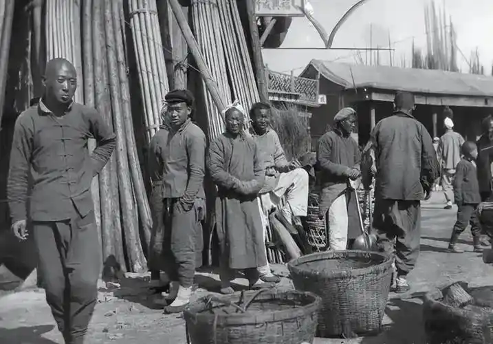 31张万恶旧社会老照片带你看看当时底层老百姓真实写照