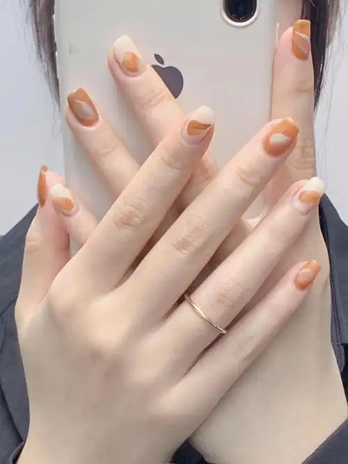 ins风色块涂鸦美甲秋冬专属南瓜色