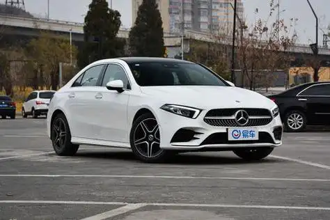 奔驰a级2021款落地需要多少钱?奔驰a级买车价