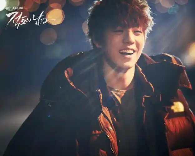 p>李玹雨,1993年3月23日出生于 a target="_blank" href="/item/韩国