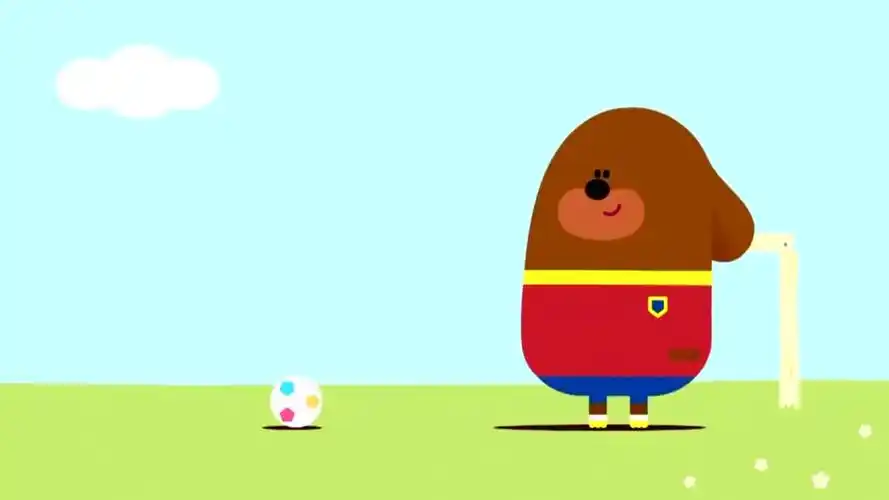 嗨道奇:小朋友把足球踢进球门