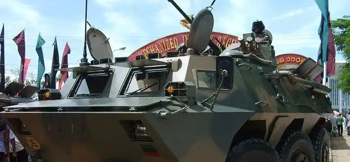 zsl90式wz551装甲车原型车