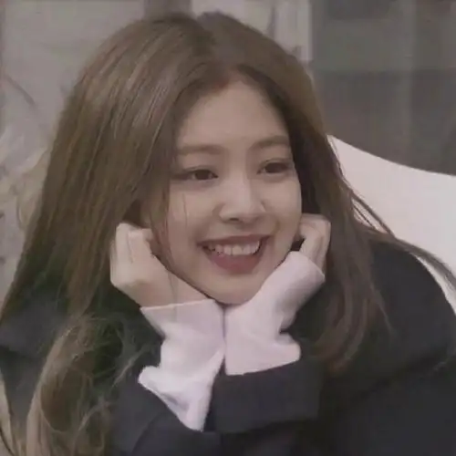 金智妮微信流行头像