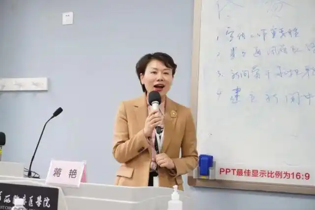 2021封格女性|四川大学华西医院护理部主任蒋艳:所有的困难都是挑战