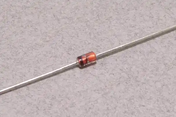 稳压二极管的应用详解