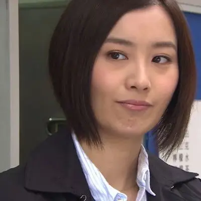 【图】潜行狙击陈法拉图片尽显女强人本色 戏内爱的纠结又谨慎