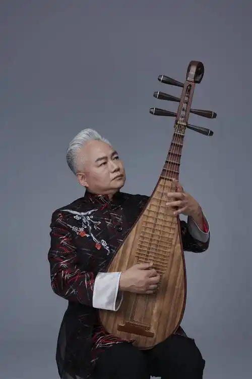 回广州啦,方锦龙携"宝藏乐团"再现"斗乐"名场面_琵琶_演出_乐器