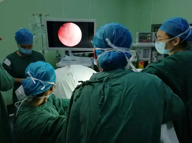 高安市人民医院妇科成功完成第一例宫腔镜手术
