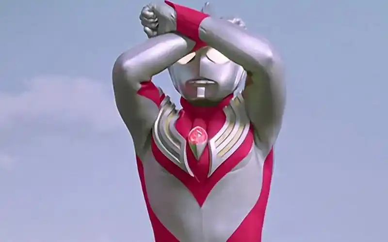 迪迦系列解析:大古获得光之力量!迪迦奥特曼闪亮登场!