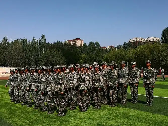 银川六中2019级高一新生军训第4天