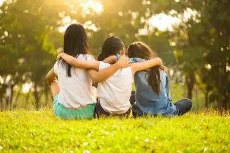 友谊最暖心短句,致真心朋友的唯美说说 - 糗事乐