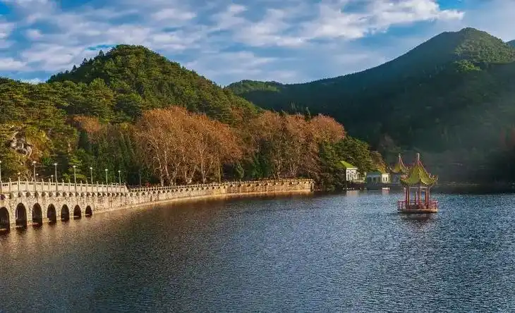 芦林湖.芦林湖位于江西省九江市庐山区海拔1040米的东谷芦林 - 抖音