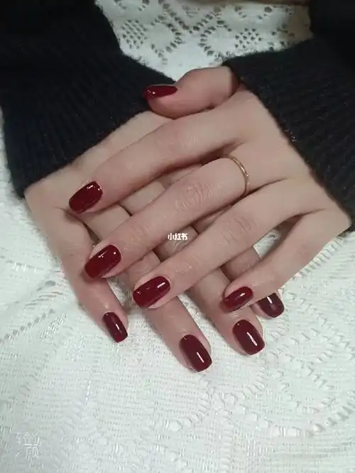 高级感车厘子美甲经典不过时还显白