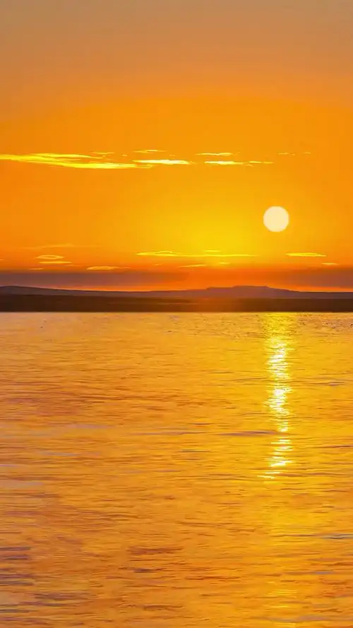 风景#山水无忧风起皱,落日余晖天尽愁.