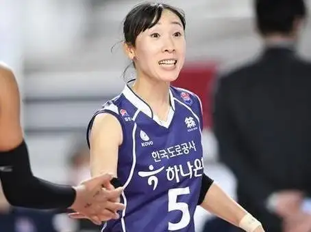 韩国女排"阿姨级"球员相继退役,她们比中国女排有一个最大优势