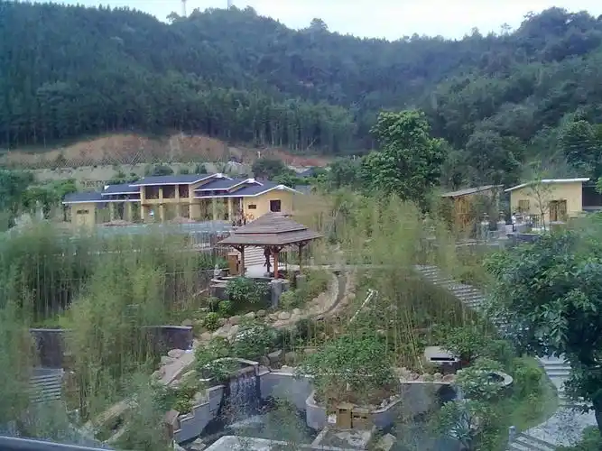 龙门地派温泉度假村