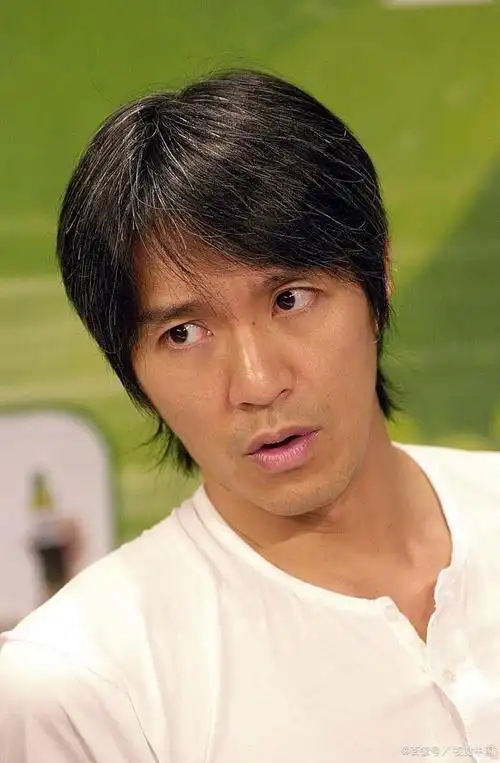 周星驰61岁生日官宣《少林女足》,让我们一起期待