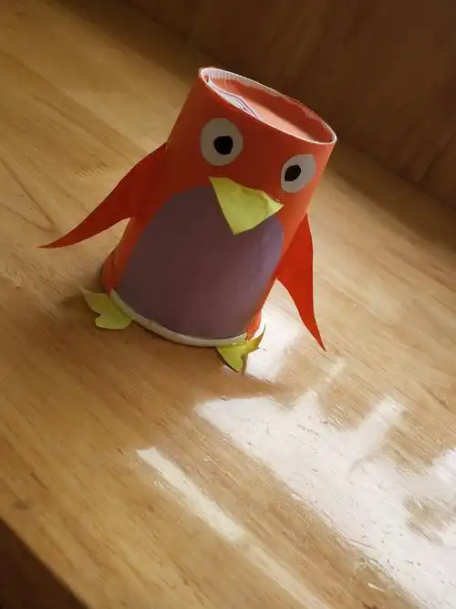 "庆六一,护环境"废旧物品亲子手工展——尉氏县启迪幼儿园 小一班