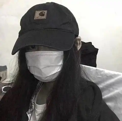 黑口罩女头像 图片