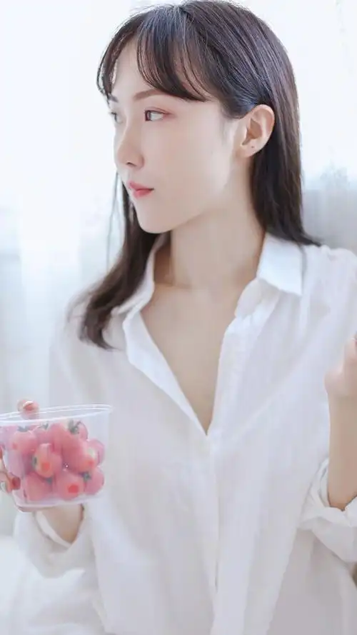 白净衬衣美女性感写真手机壁纸