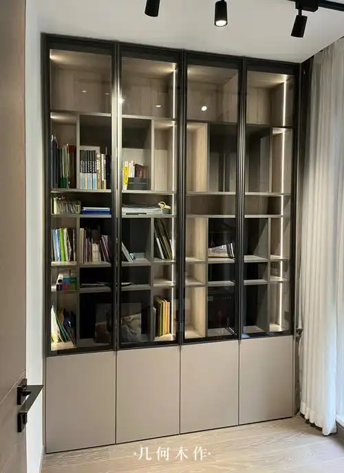 江南新语玻璃门书柜