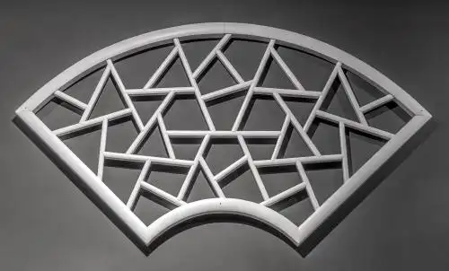 中国传统园林建筑扇形窗户造型