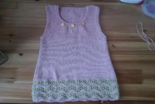 漂亮可爱的女童凤尾花a字背心裙针织,附编织教程