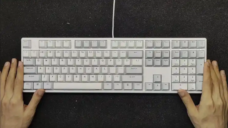 宁芝niz108键静电容键盘空格键调教,专治强迫症,追求极致静音,为了一