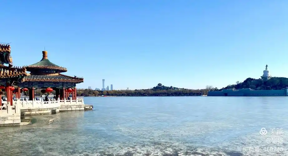 艳阳高照下的北海公园 - 美篇