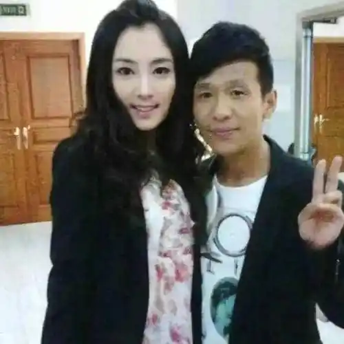 霍云龙_舞台_朋友