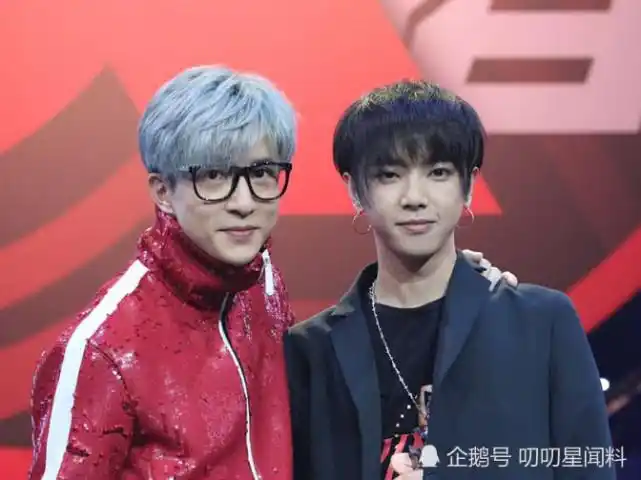 图片 >其实在《 明日之子》开播的时候,很多观众是为了老薛和花花而去