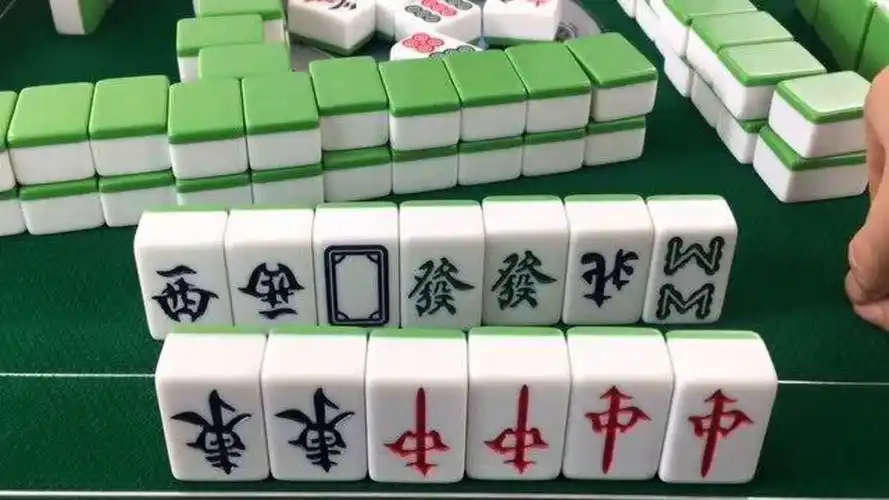 棋牌游戏:完美的风一色牌型,奈何牌友不给力,只能望牌兴叹.