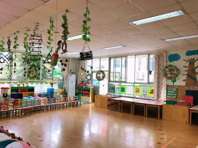 西南财经大学幼儿园小班段班级环境创设
