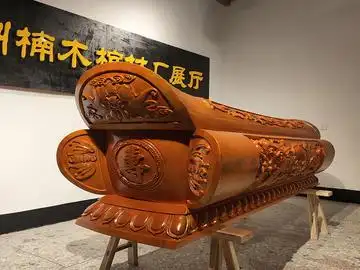 柳州香柏木棺材土葬老式寿材