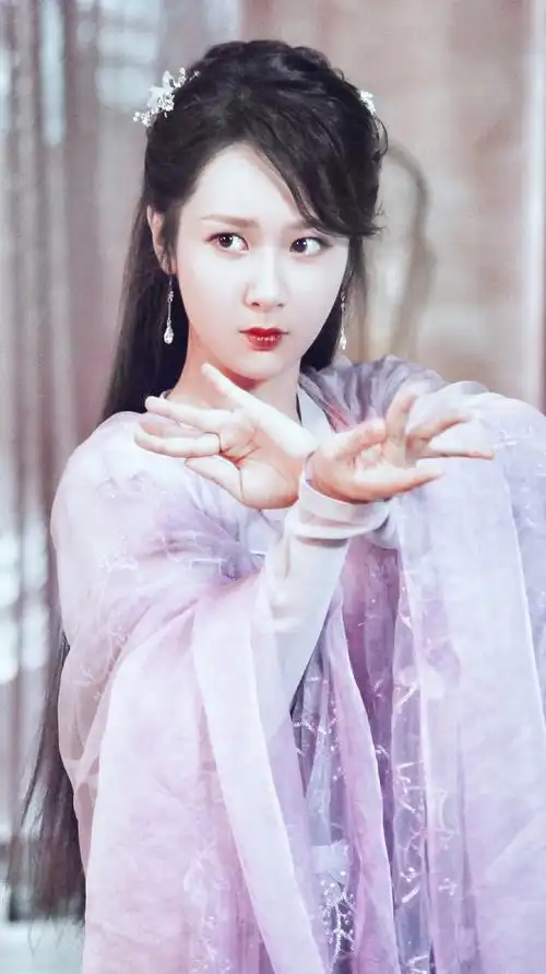 《香蜜沉沉烬如霜》杨紫造型,锦觅仙子仙气飘飘,圣女清纯